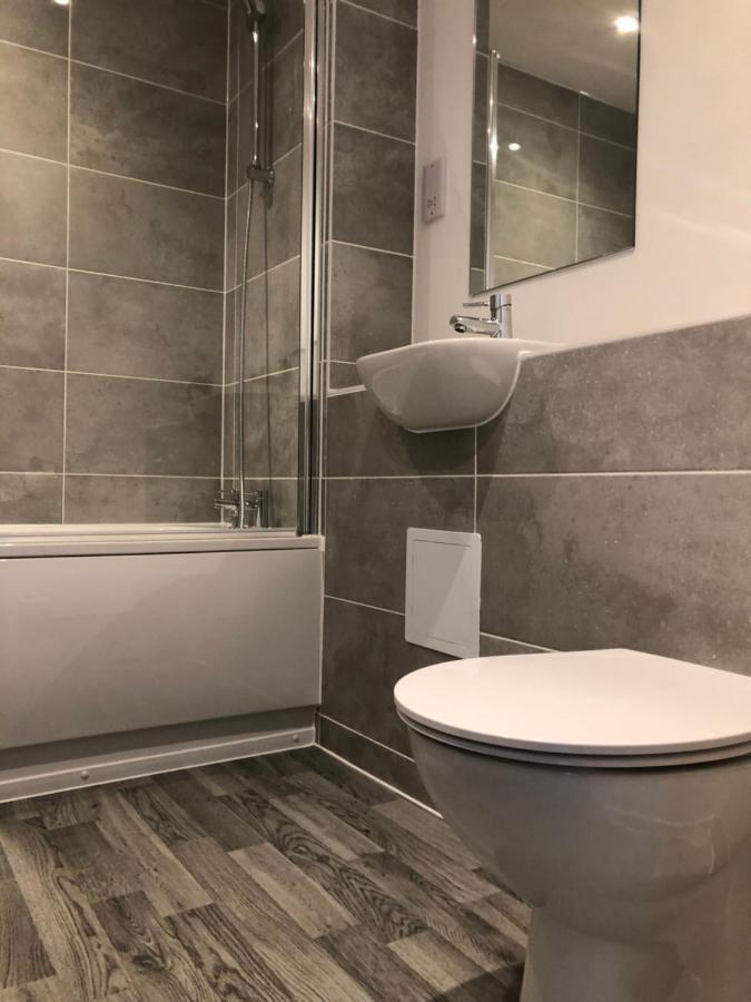 Отель Modern House Манчестер Экстерьер фото
